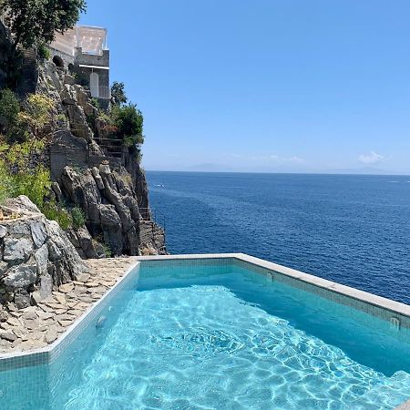 Villa Le Baste Фуроре Екстериор снимка