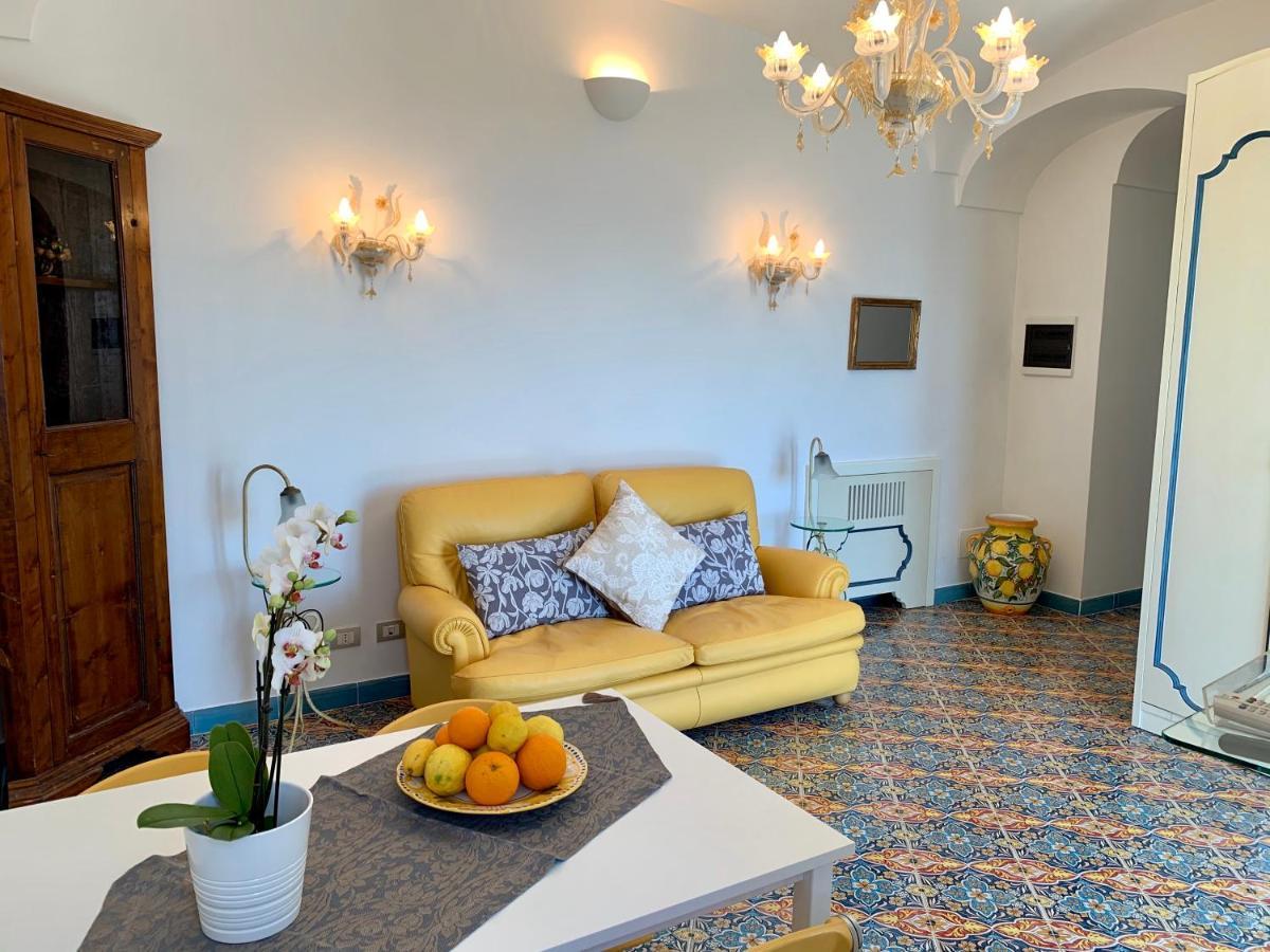 Villa Le Baste Фуроре Екстериор снимка