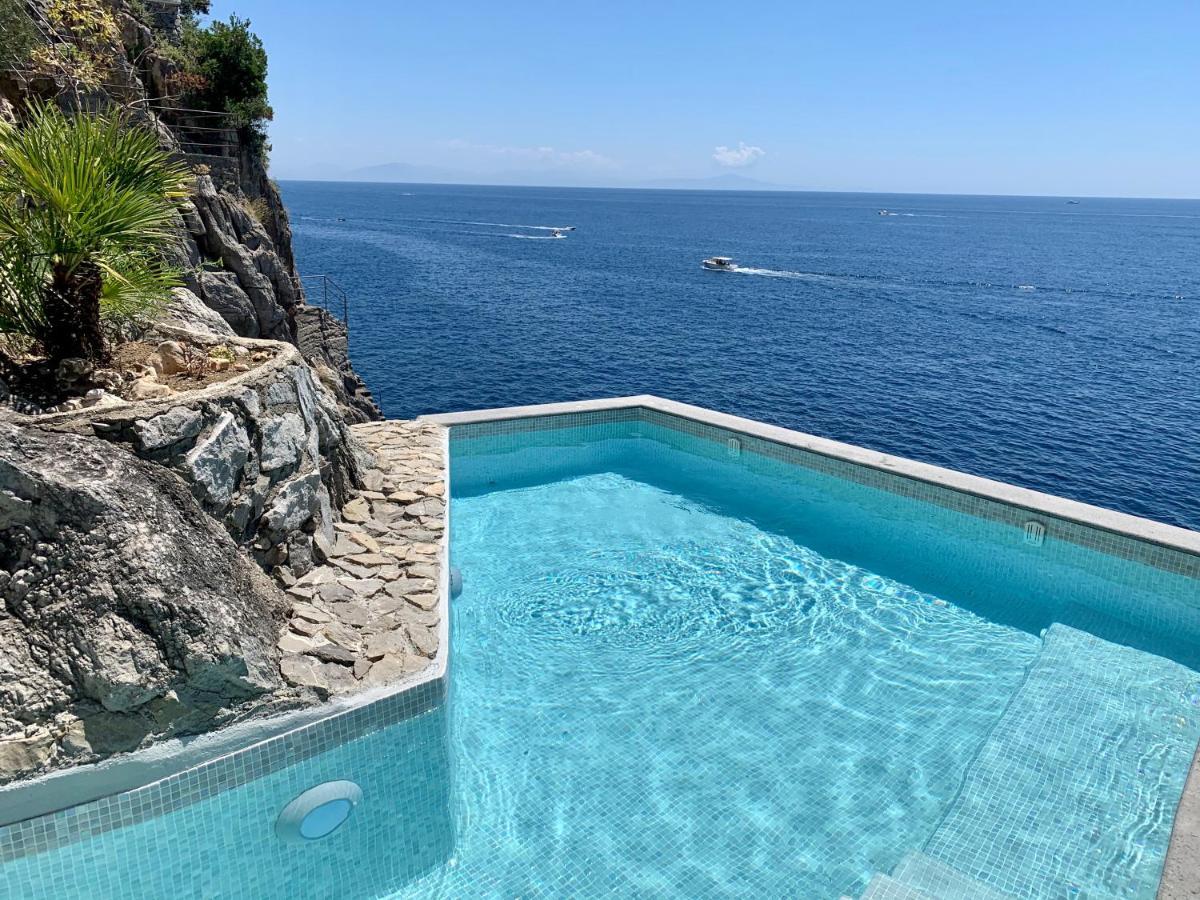 Villa Le Baste Фуроре Екстериор снимка