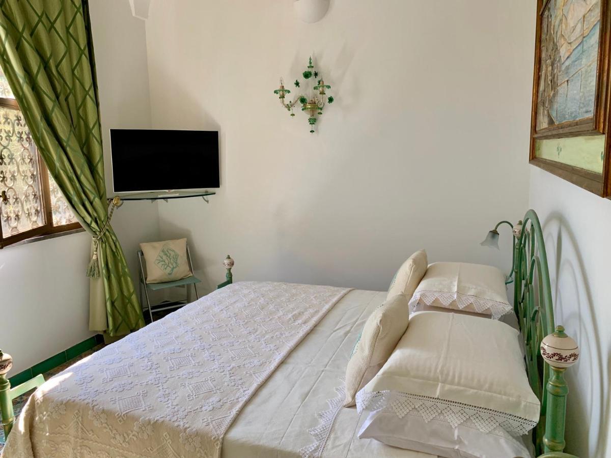 Villa Le Baste Фуроре Екстериор снимка